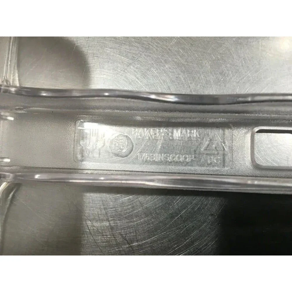 Large 32 oz. Scoop Great for Ice or Dry Ingredients -Clear PC Plastic Utility